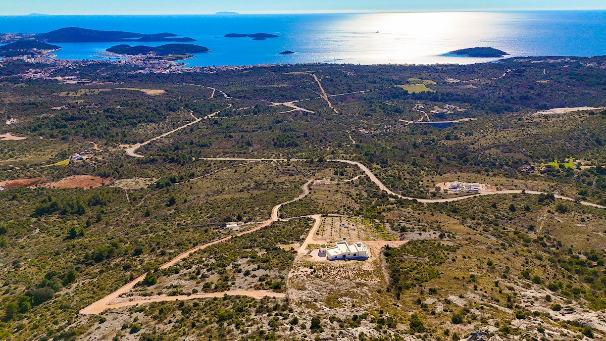 Gradbeno zemljišče, Primošten, 5260 m2