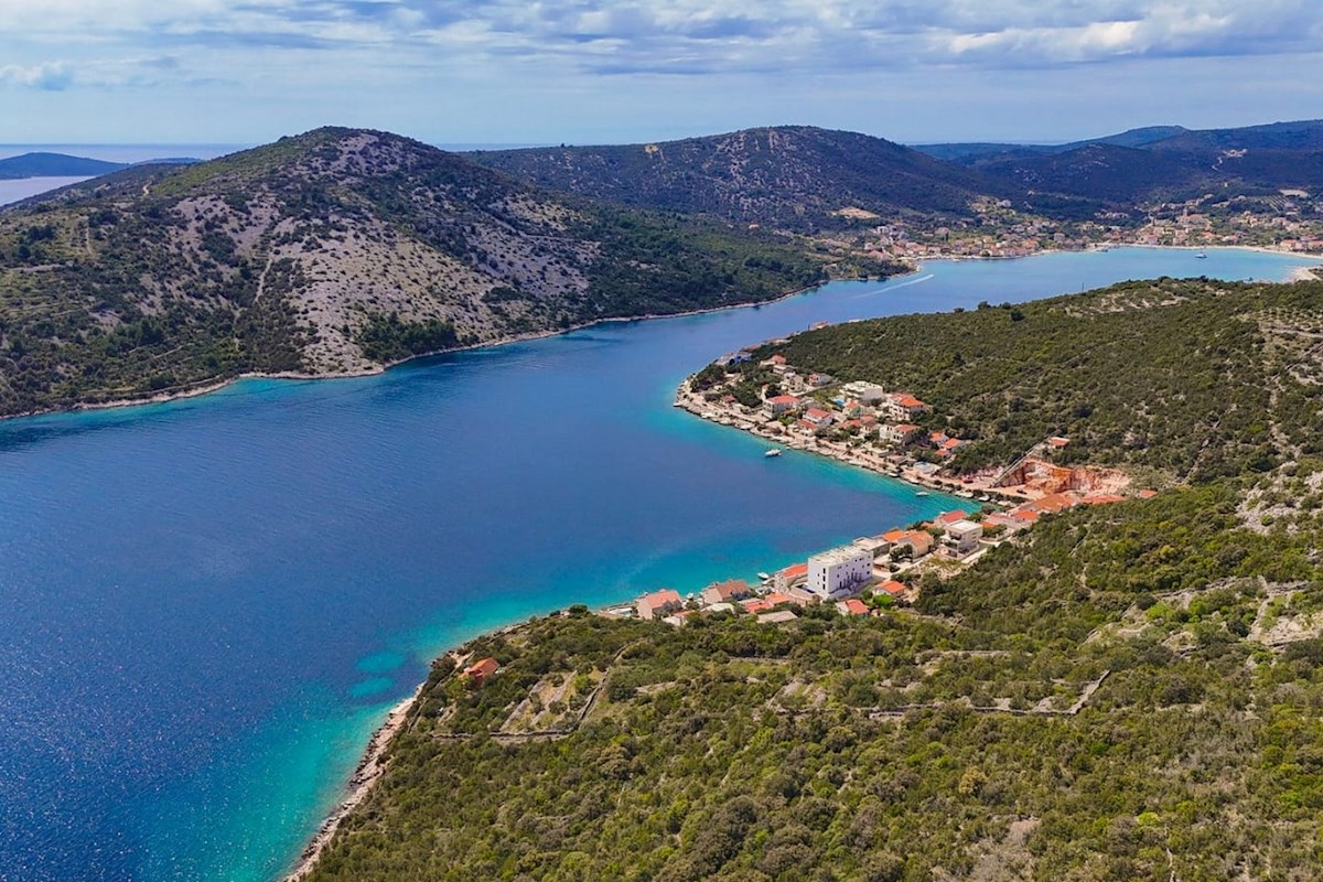 Ekskluzivna kamnita vila ob morju, Vinišće