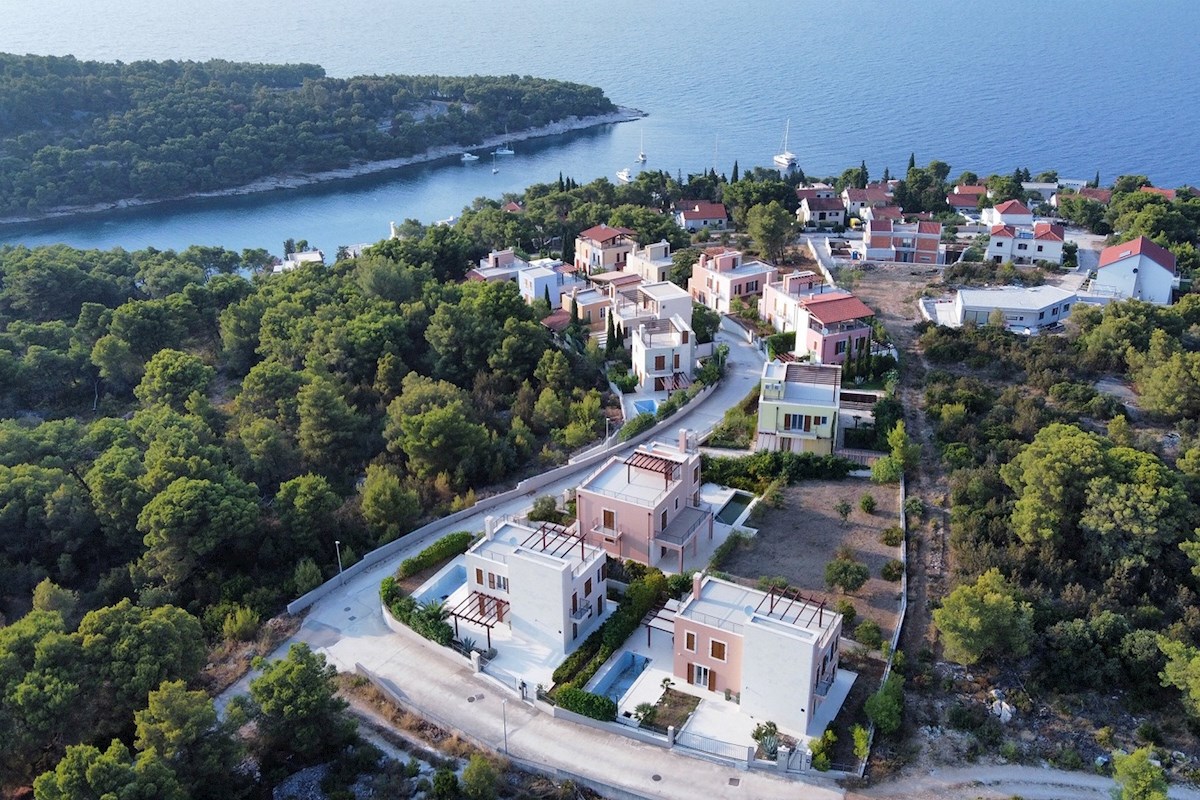 Azure Bay Residence - Moderne sredozemske vile z bazeni na otoku Braču