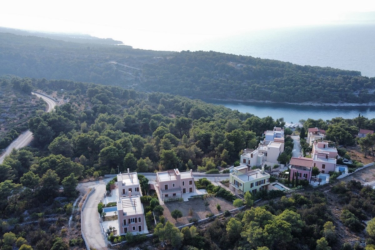 Azure Bay Residence - Moderne sredozemske vile z bazeni na otoku Braču