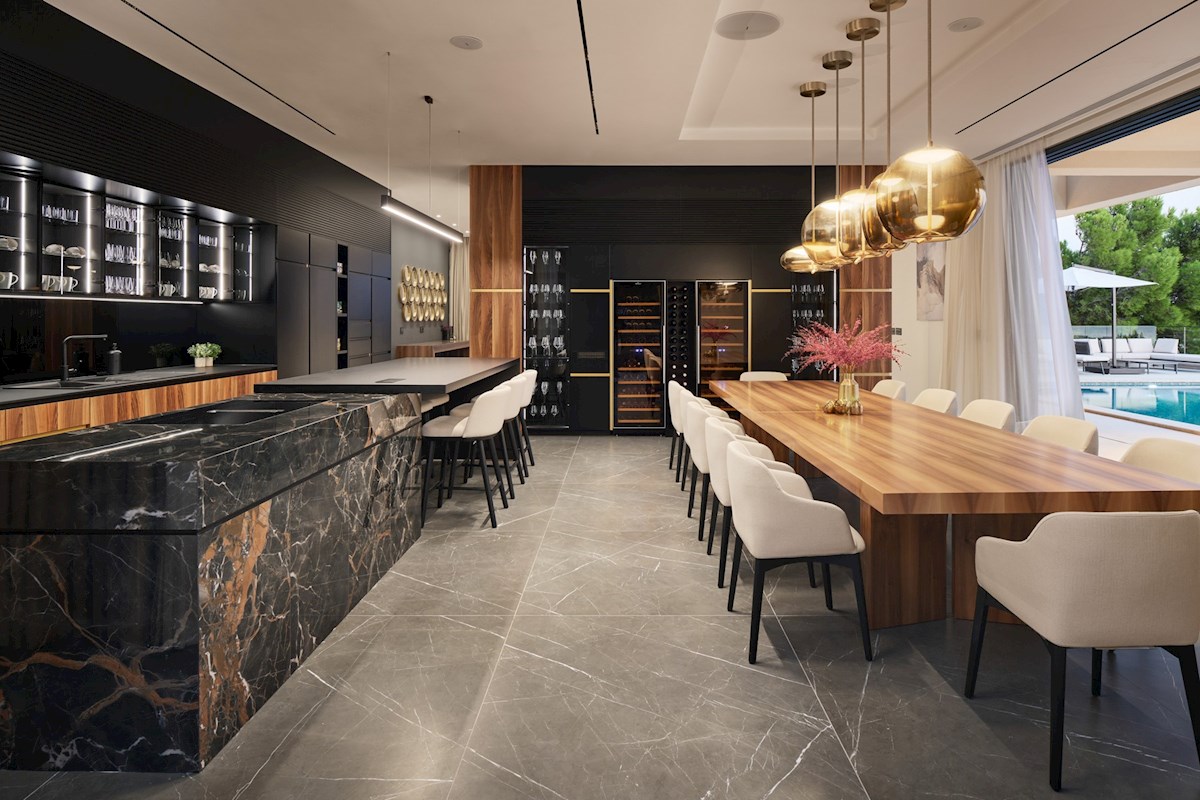 Ekskluzivna obalna oaza na Jadranu