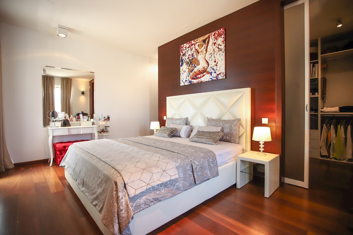 Penthouse Skyline, Split, 215 m2