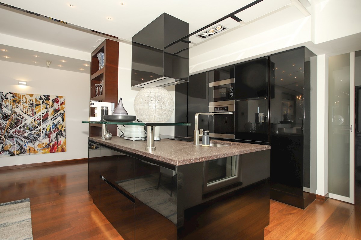 Penthouse Skyline, Split, 215 m2