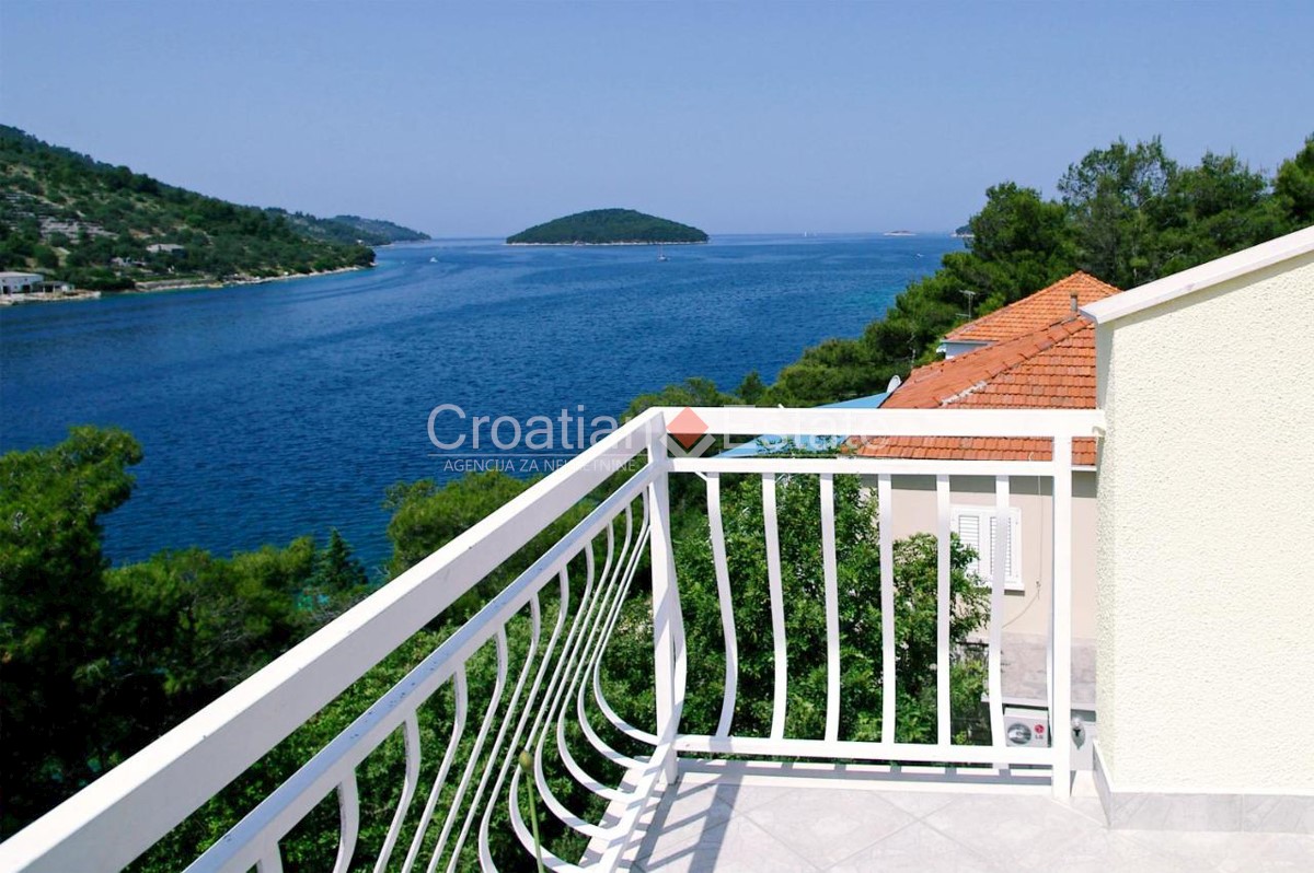 Otok Korčula - Hotel villa prva vrsta do morja