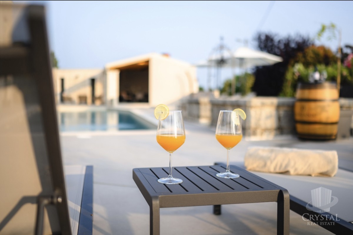 Razkošna oaza miru – Villa Madora