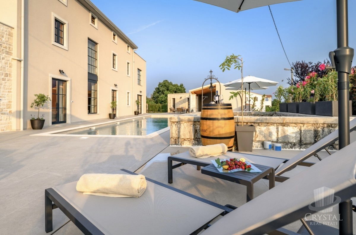 Razkošna oaza miru – Villa Madora