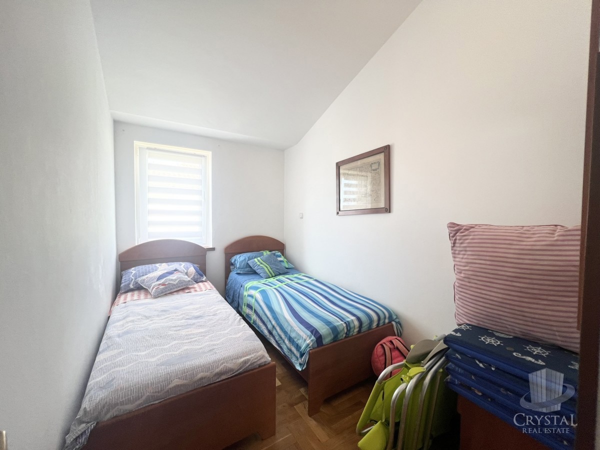 Apartma v Novigradu s pogledom na morje