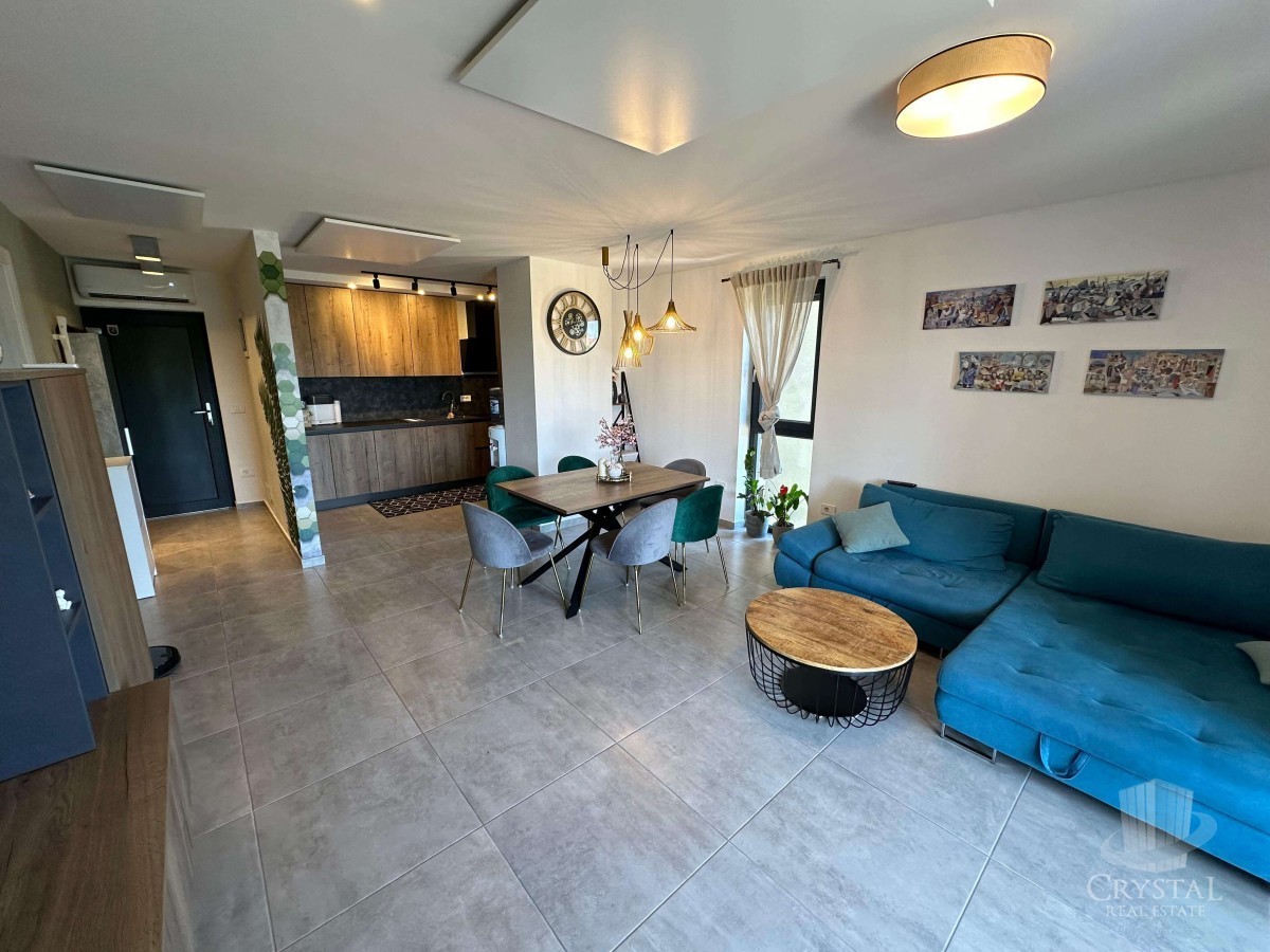 Apartma na odlični lokaciji v Novigradu
