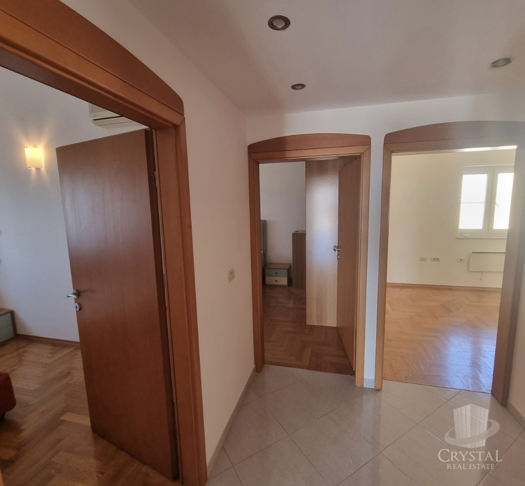 Apartma v Novigradu s pogledom na morje