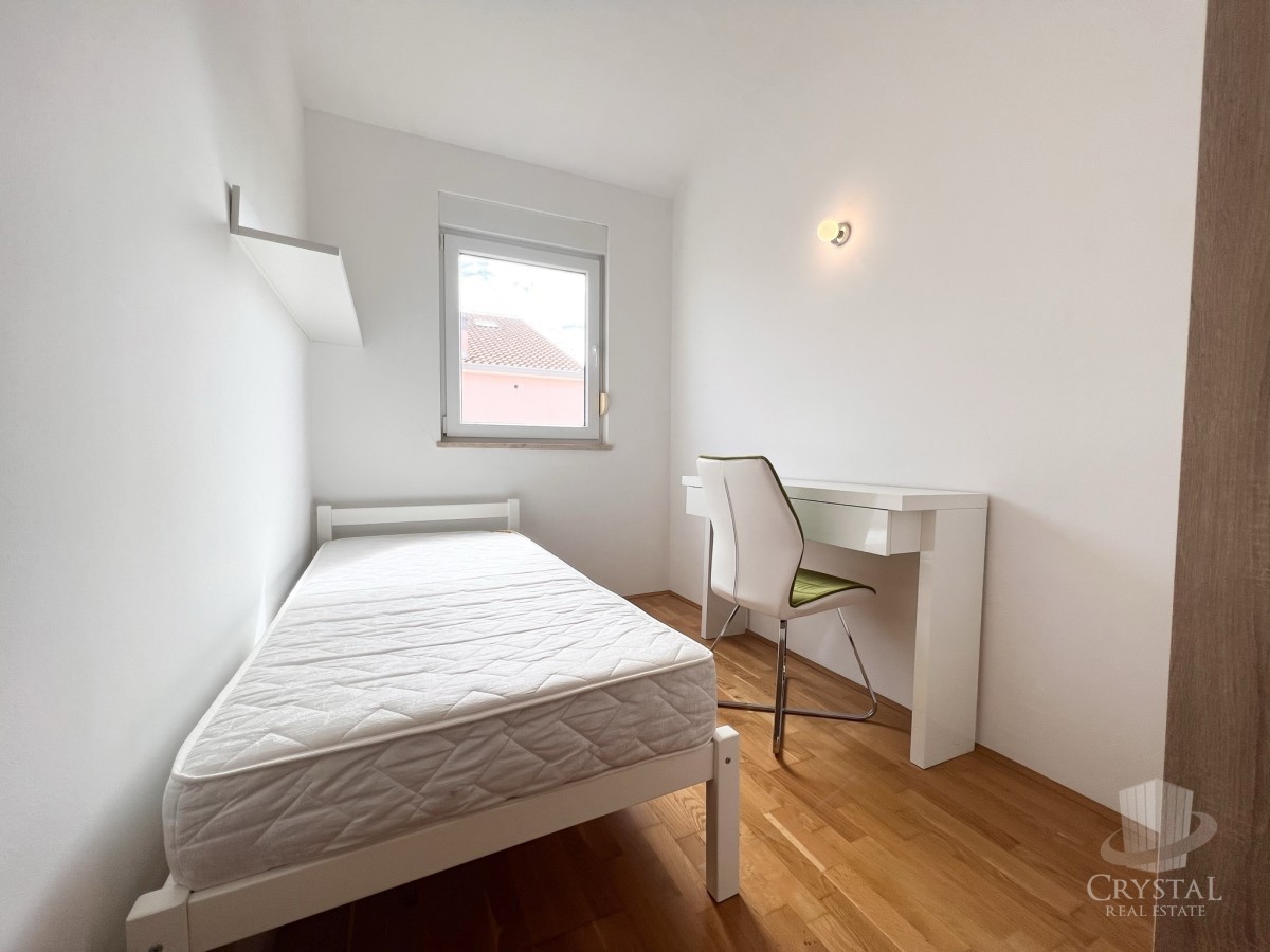 Novigrad, Stanovanje 3S+DB na prodaju, 338.000 €