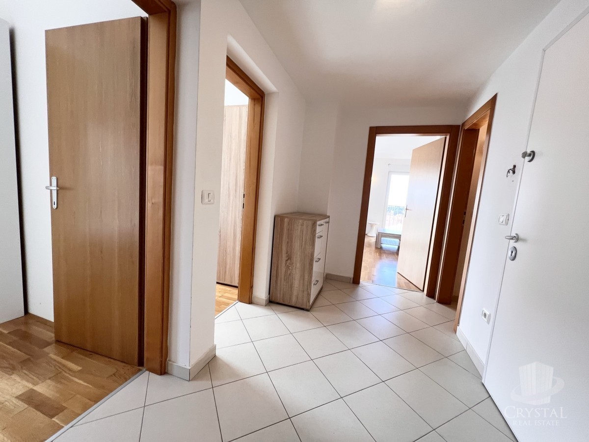 Novigrad, Stanovanje 3S+DB na prodaju, 338.000 €