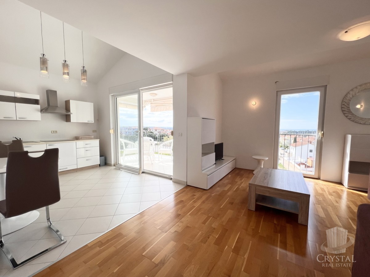 Novigrad, Stanovanje 3S+DB na prodaju, 338.000 €