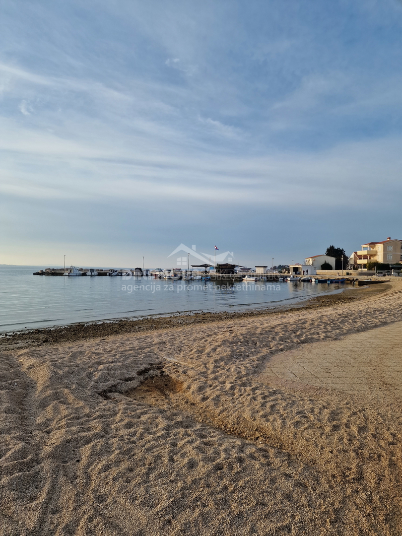 Zadar, Vrsi Mulo, gradbeno zemljišče 90 m od morja