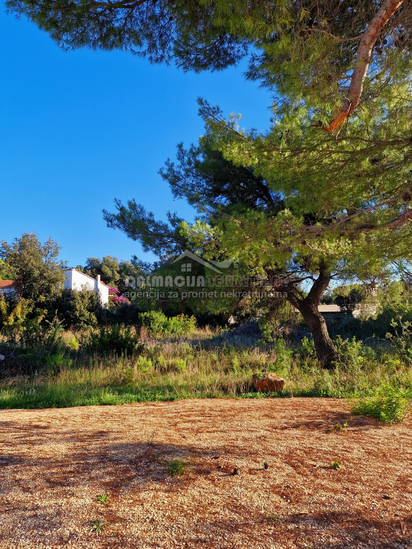 Biograd, Pakoštane: Gradbeno zemljišče, 1000 m²