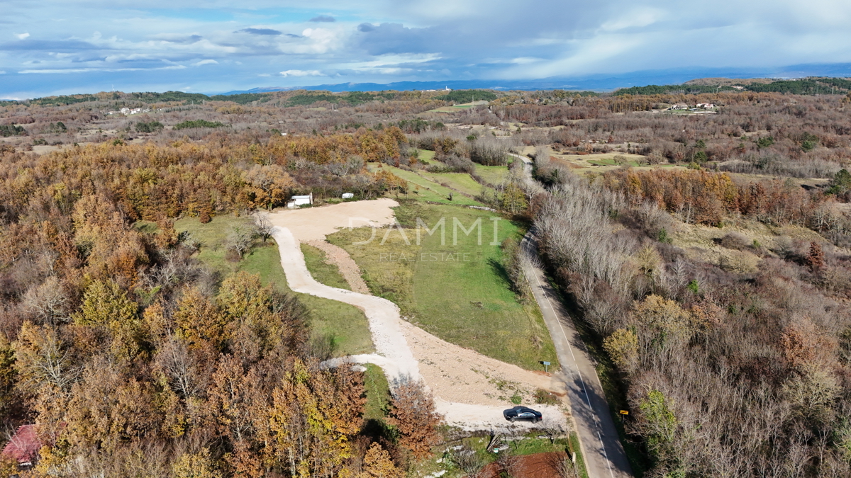 OSREDNJA ISTRA - Večja gradbena zemljišča za investitorje