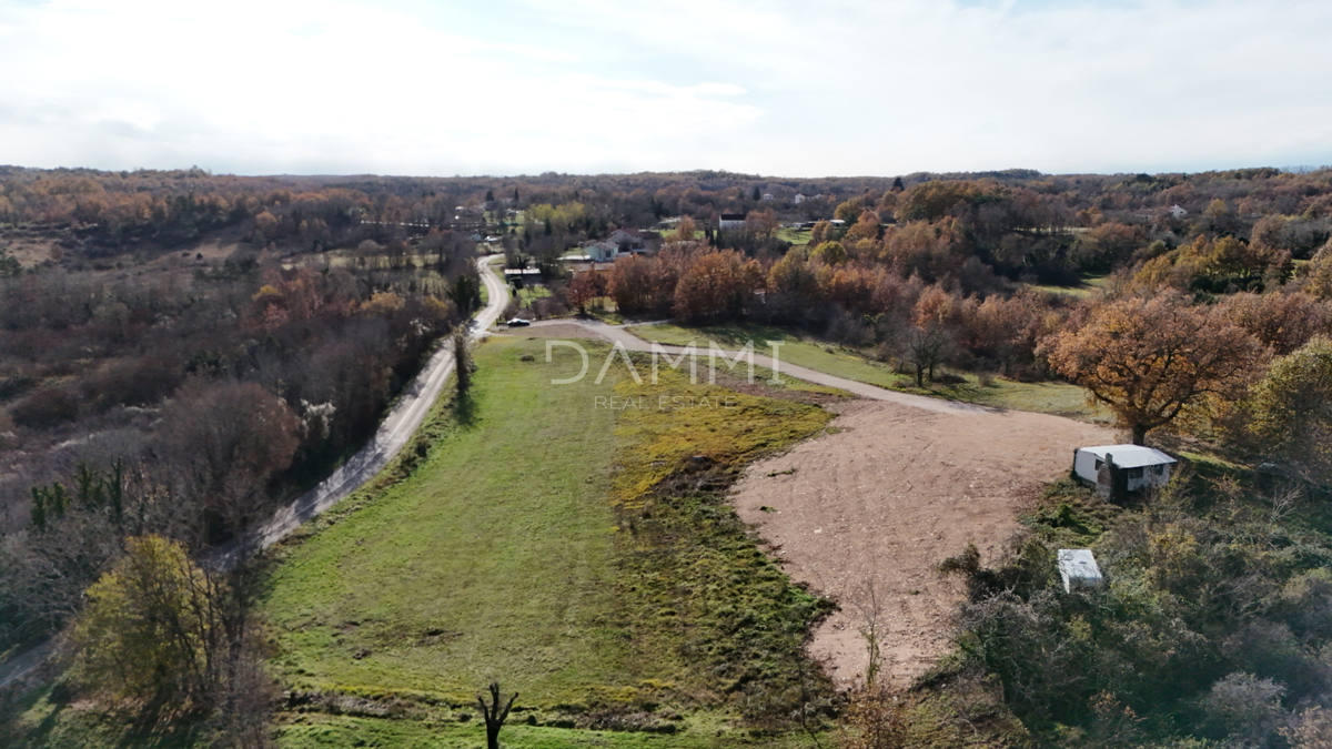 OSREDNJA ISTRA - Večja gradbena zemljišča za investitorje