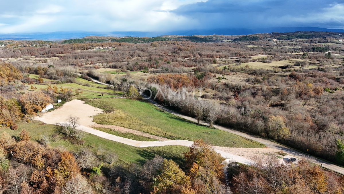 OSREDNJA ISTRA - Večja gradbena zemljišča za investitorje