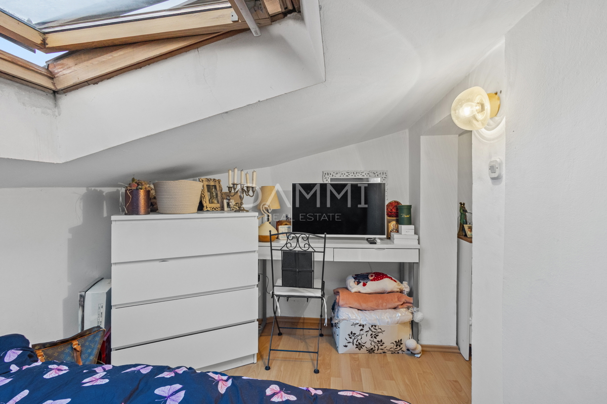 ISTRA, PULA - Stanovanje z urejeno dokumentacijo na odlični lokaciji