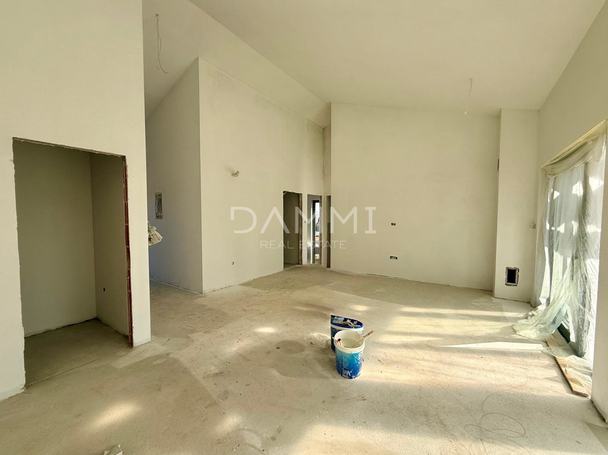 ISTRA, POREČ - DVOJNA PRIZEMNICA S BAZENOM