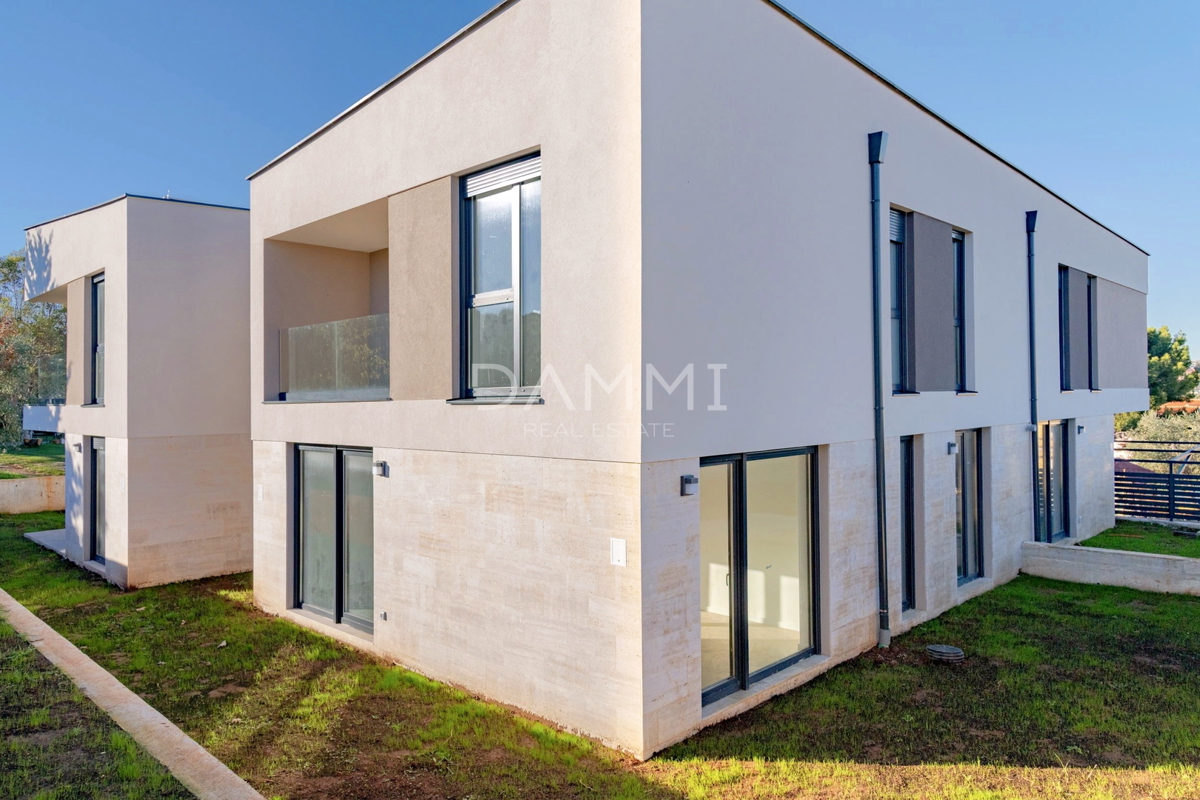 Volme, Banjole - luksuzno stanovanje z vrtom 200 m od plaže