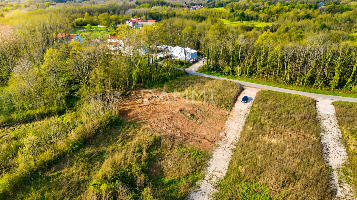 ISTRA, LABIN - Gradbeno zemljišče 759 m2