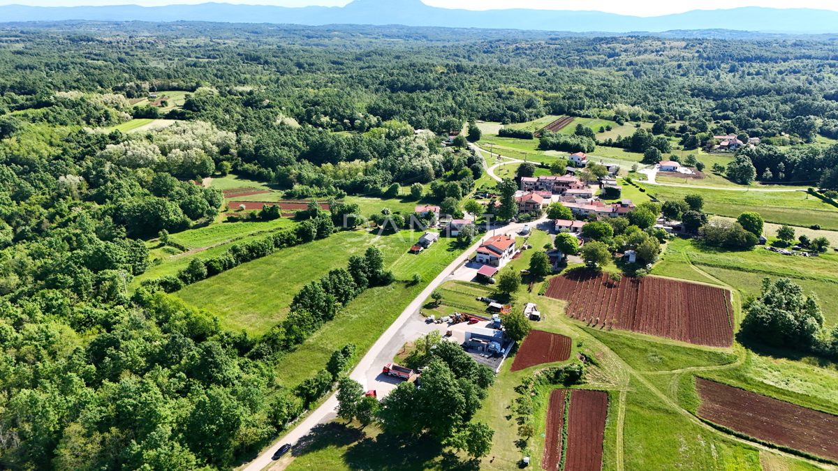 ISTRA, ŽMINJ - Gradbeno zemljišče 780 m2