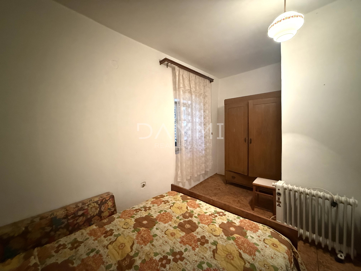 ISTRA, ŽMINJ - Dve hiši skupaj z dvoriščem