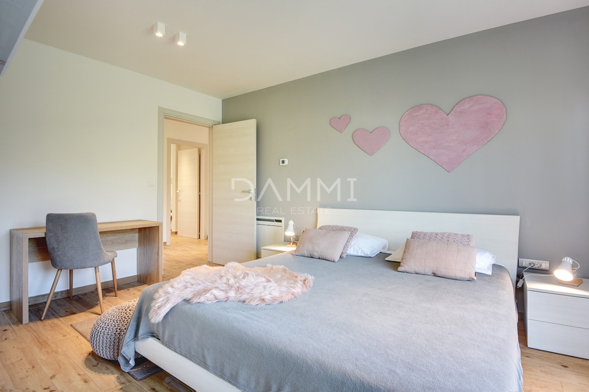 ISTRA, MEDULIN - Luksuzna hiša z bazenom