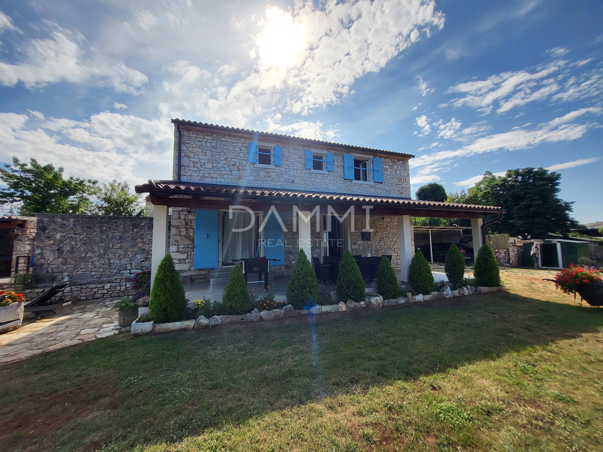 ISTRA, VRSAR - Samostojna kamnita hiša s bazenom