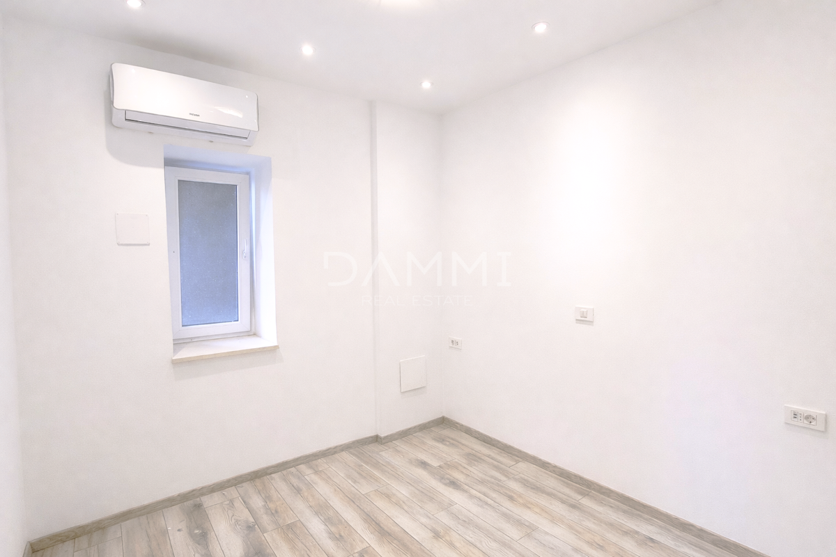 Pula center - nov prenovljen dvosobni stanovanje, odlična lokacija