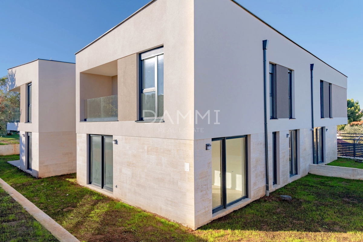 Volme, Banjole - luksuzno stanovanje 200 m od plaže