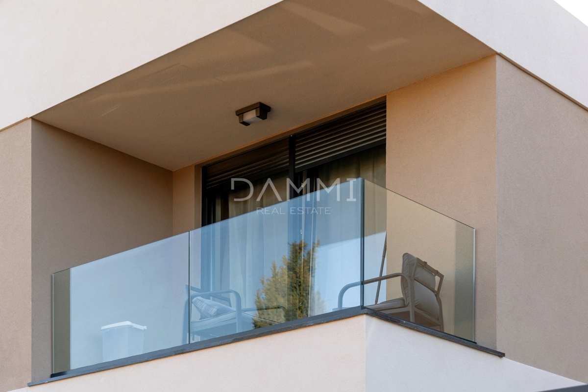 Volme, Banjole - luksuzno stanovanje 200 m od plaže