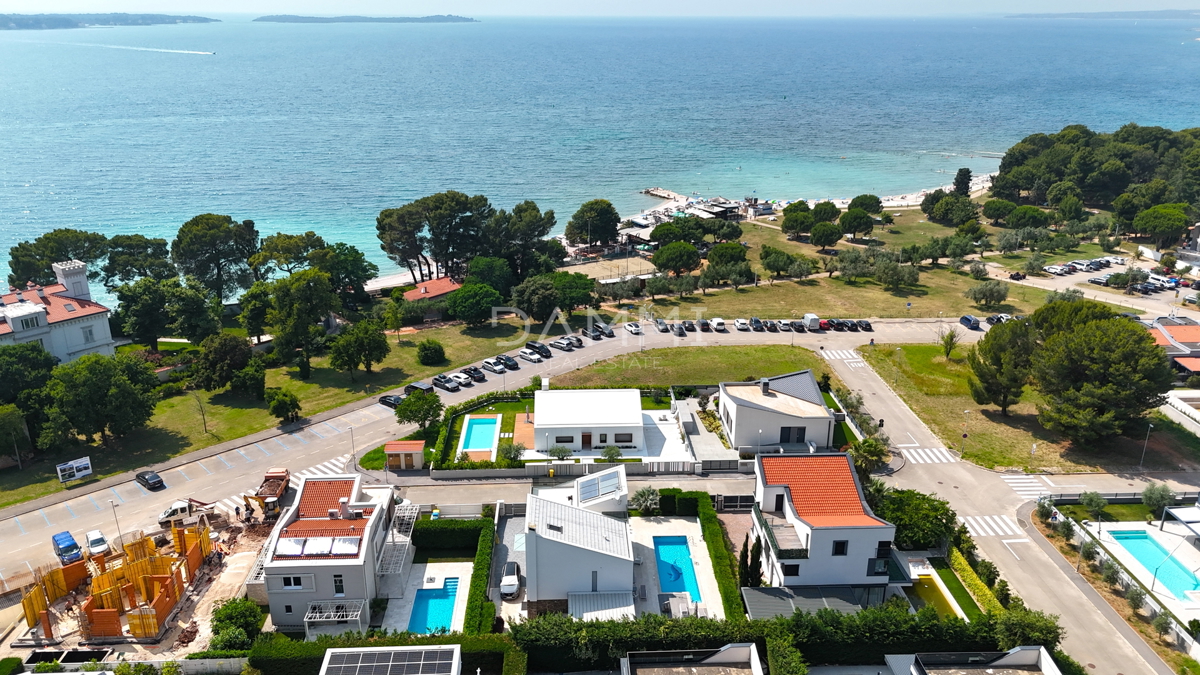 ISTRA, FAŽANA - Gradbeno zemljišče za izgradnjo 3 stanovanj