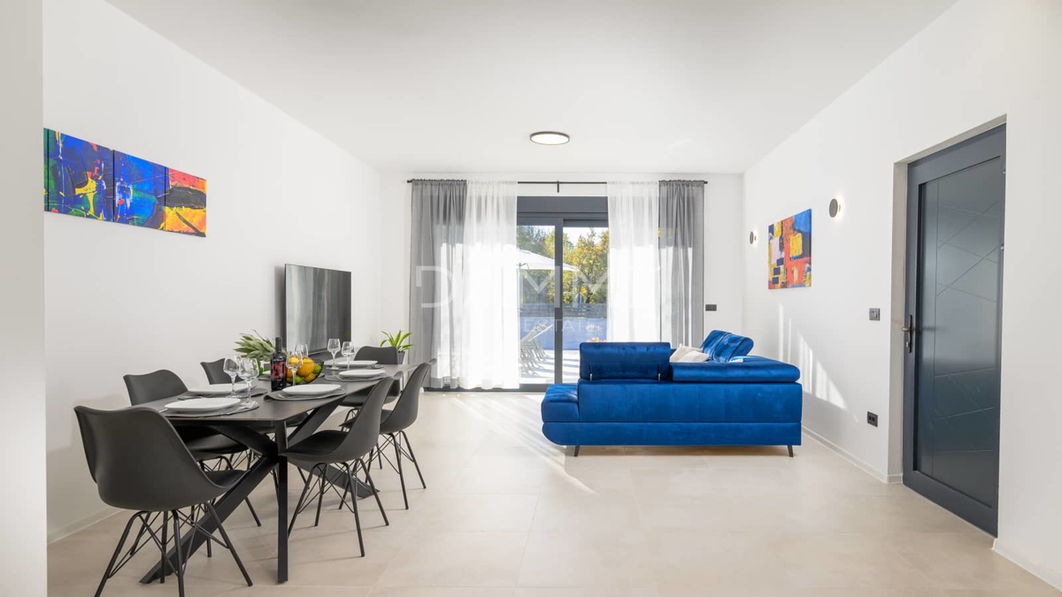 ISTRA, KANFANAR - Moderna pritlična hiša s bazenom, vrhunska lokacija