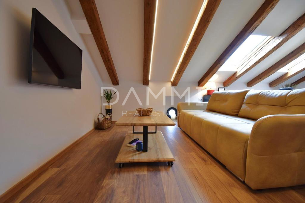 PULA, CENTAR - Ekskluzivno 2 apartmaja na vrhunski lokaciji