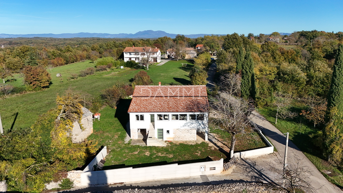 ISTRA, ŽMINJ - Vrhunska samostojna hiša z veliko zemljiščem