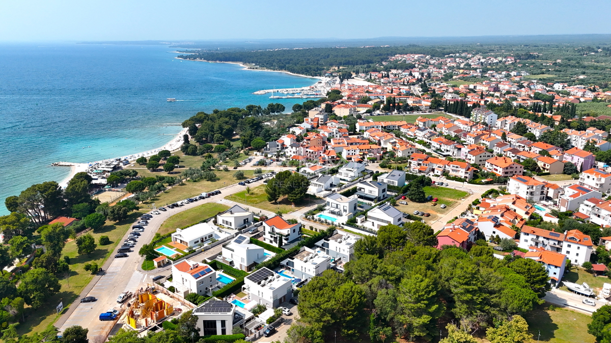 ISTRA, FAŽANA - Gradbeno zemljišče za izgradnjo 6 stanovanj