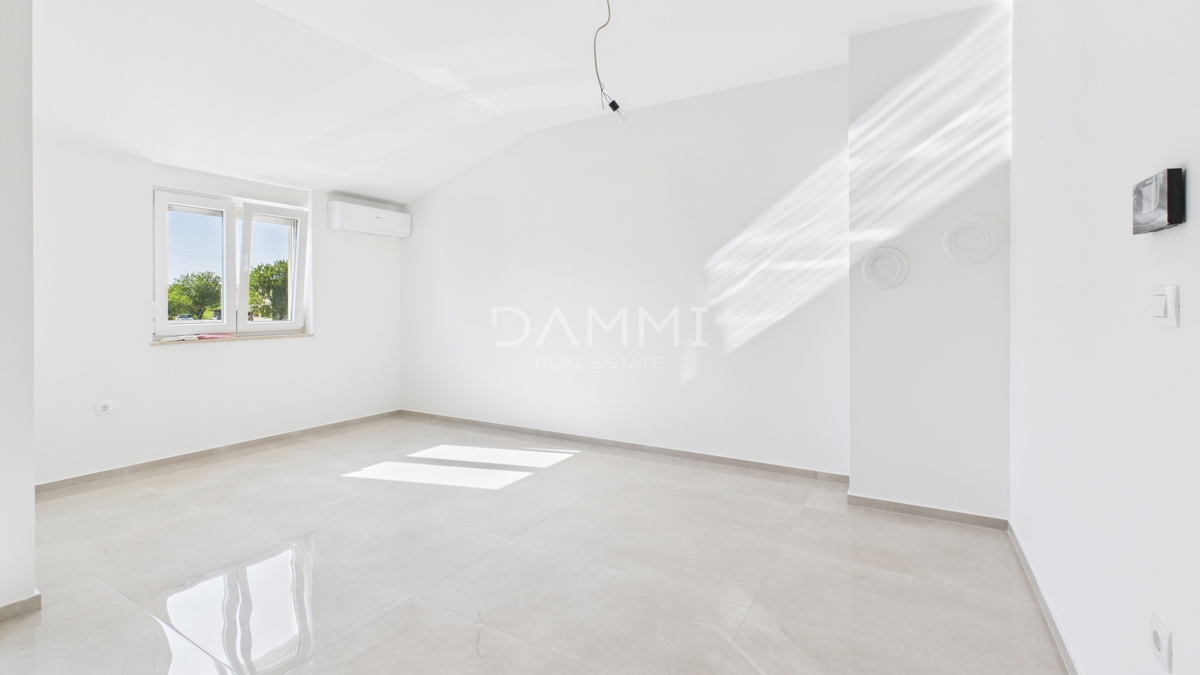 Istra, Šišan - hiša, kakovostna novogradnja, bližina plaže