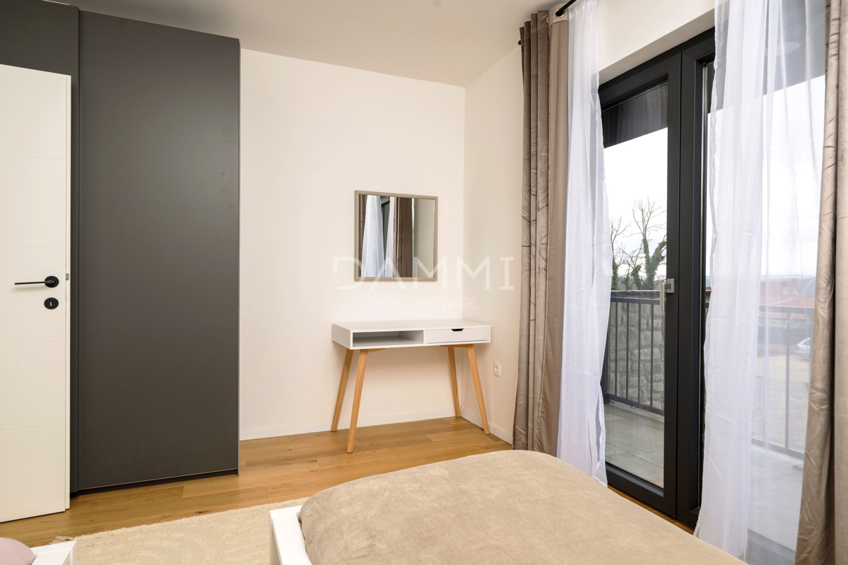 Istra, Rakalj - moderna vila z bazenom, pogled na morje