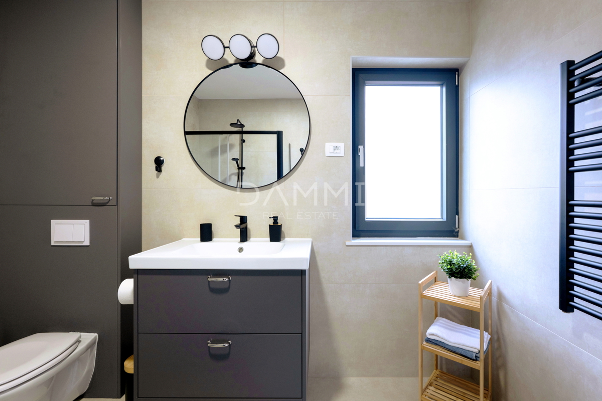 Istra, Rakalj - moderna vila z bazenom, pogled na morje