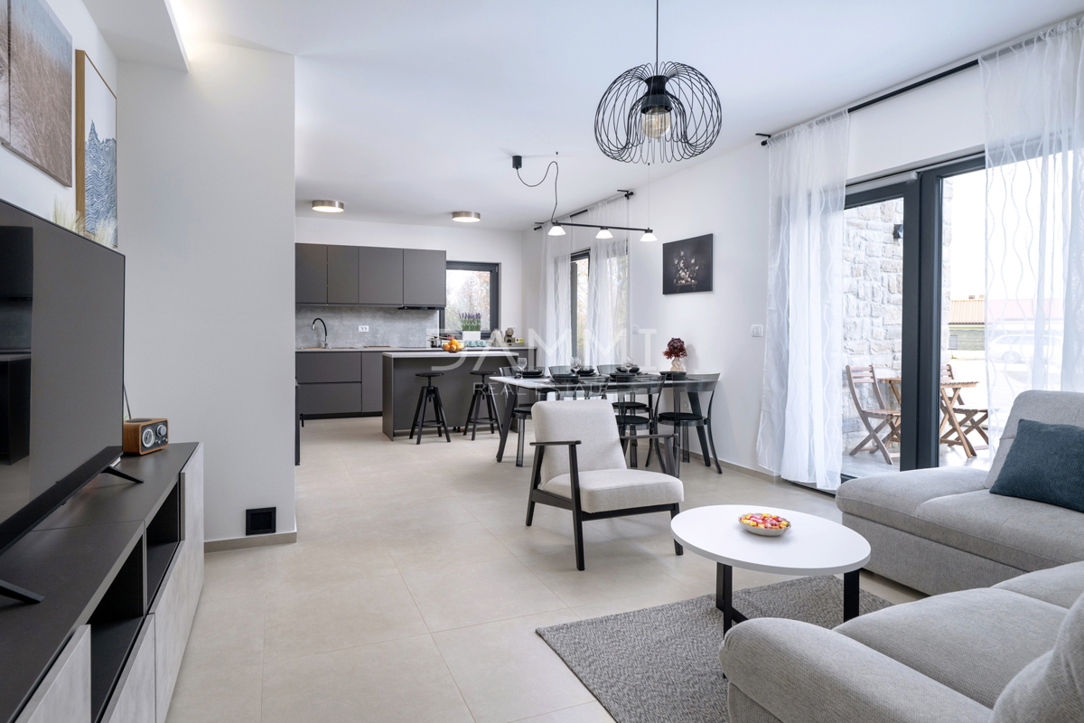 Istra, Rakalj - moderna vila z bazenom, pogled na morje