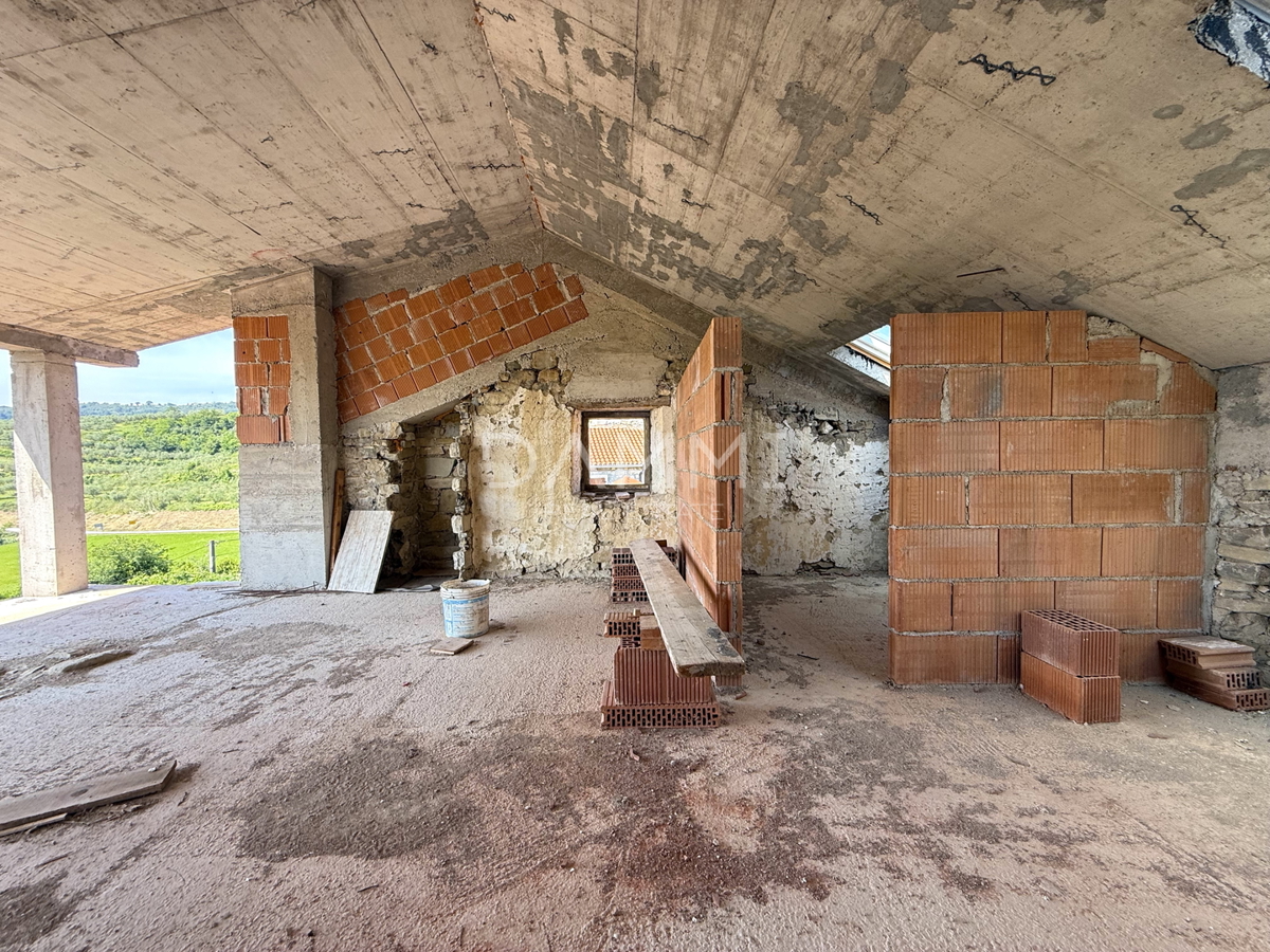 ISTRA, GROŽNJAN - Kamnita hiša s panoramskim razgledom EKSKLUZIVNO!