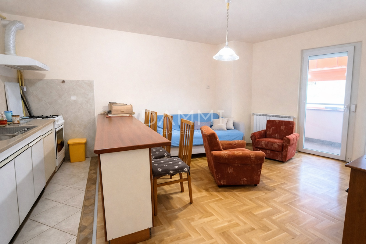 Pula, Vidikovac - stan v pritličju s teraso, novejša gradnja