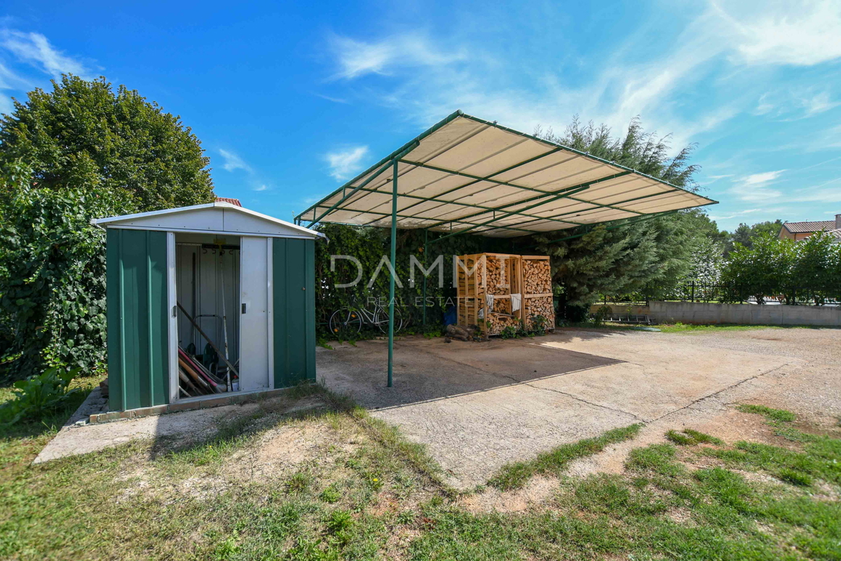 ISTRA, UMAG - Samostojna hiša z velikim dvoriščem