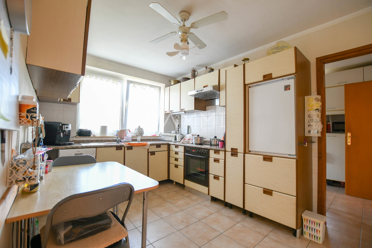 ISTRA, UMAG - Samostojna hiša z velikim dvoriščem