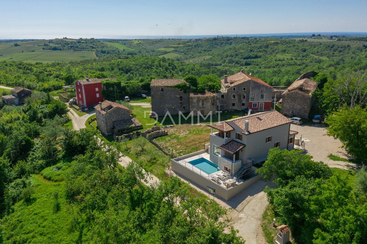 ISTRA, BUJE - Čudovita vila s pogledom na morje in naravo