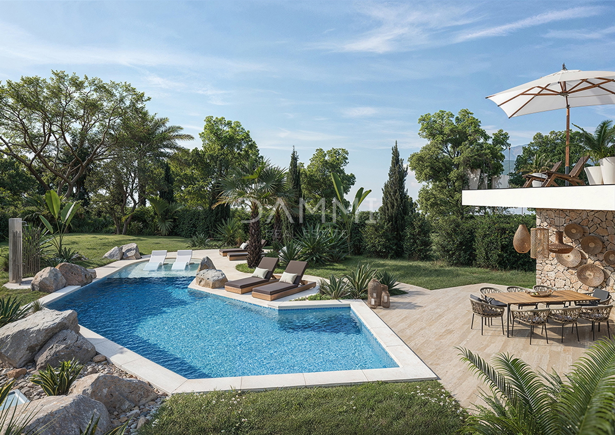 ISTRA, TINJAN - Moderna vila z edinstvenim bazenom in igriščem za padel