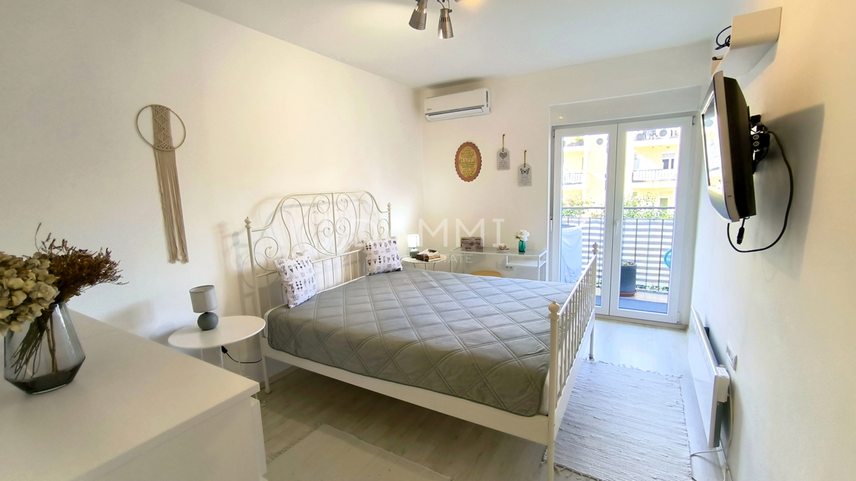 Pula, širše središče, trisobno stanovanje z garažo