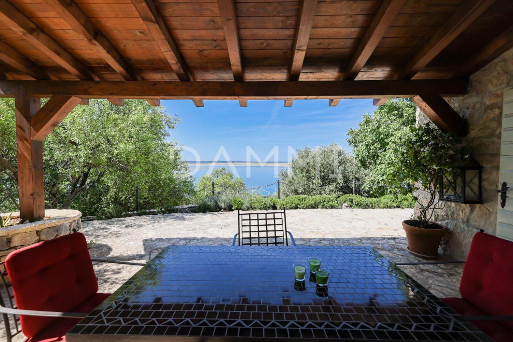 SJEVERNA DALMACIJA, TRIBANJ - Edinstvena kamnita vila s panoramskim pogledom na morje