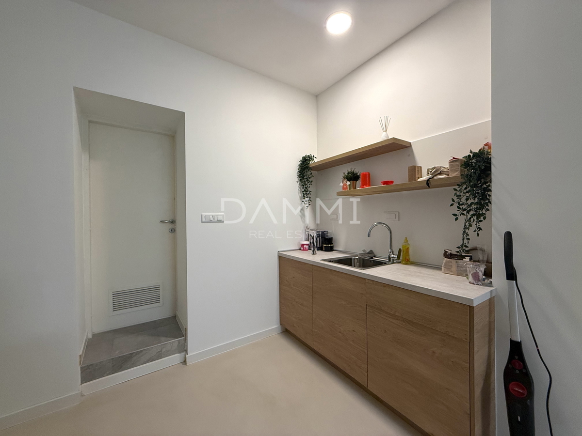 SAMOBOR - Poslovni prostor v centru